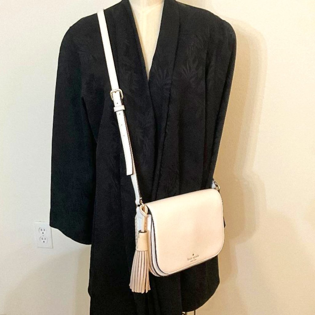 Kate Spade White Leather Crossbody Shoulder Bag With Beige Tassel Nwot
